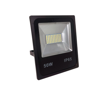 Proyector LED para exterior 110-240V 50W 5000K 4000Lm IP65 negro
